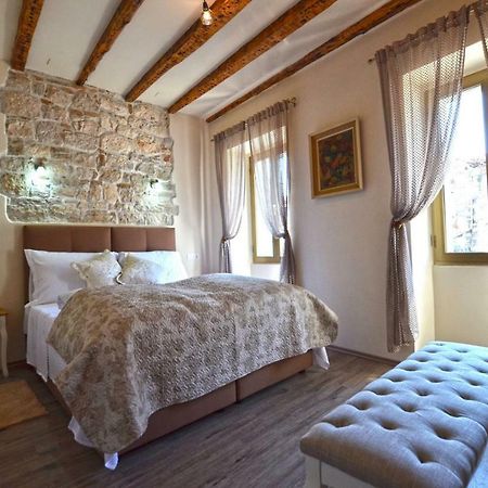 Bruno Apartment Ровин Екстериор снимка